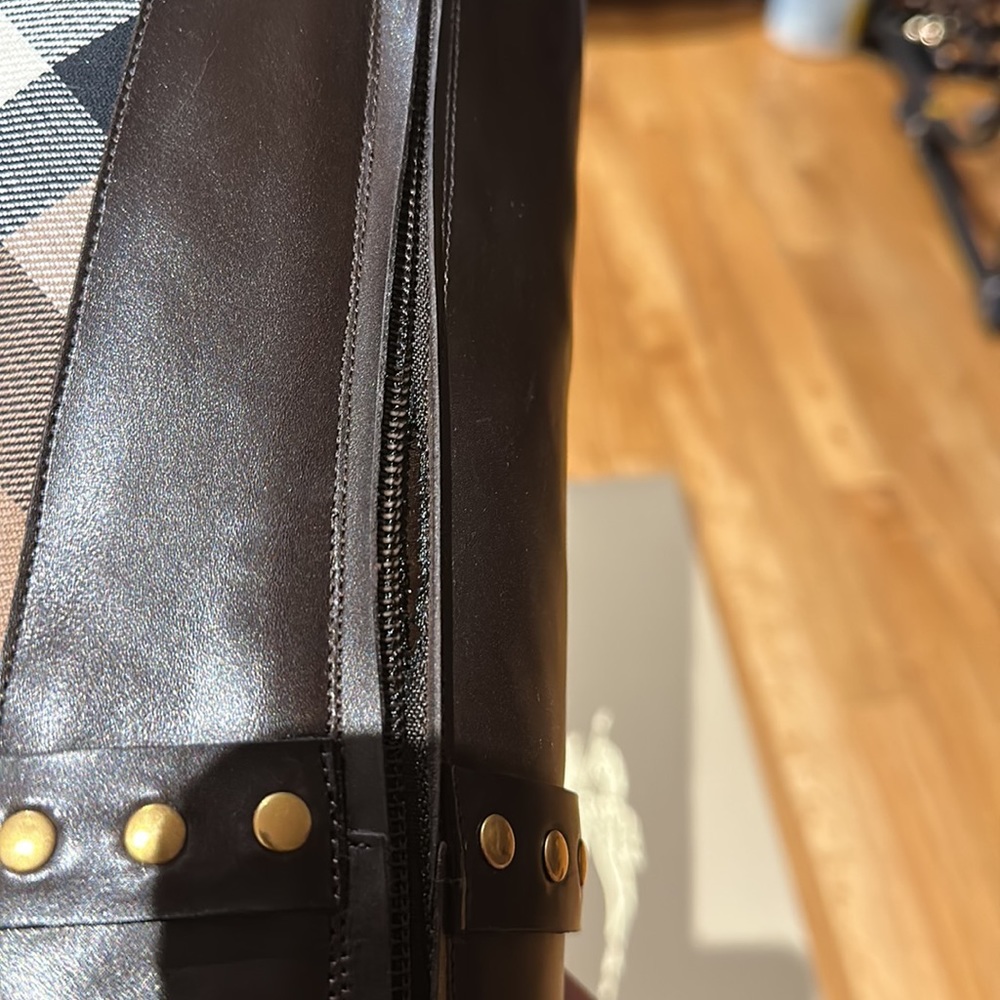 Burberry Brown Leather KneeHigh Zipper Boots Sz 37.5 Euro Almost Mint - Picture 10 of 10